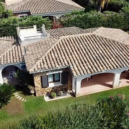 Luna Villa *